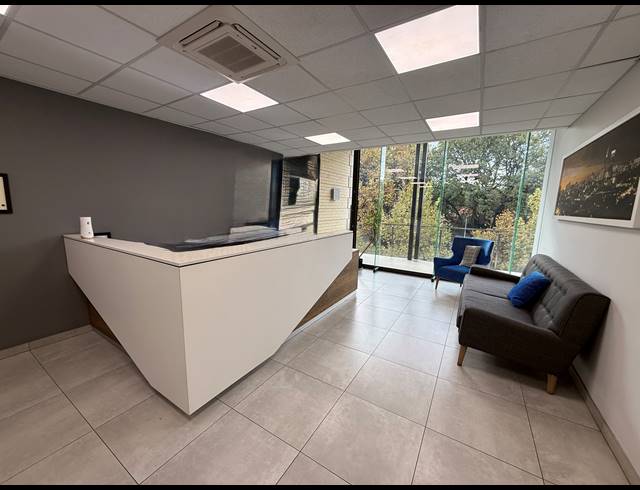 285M² OFFICE TO LET IN MELROSE ESTATE